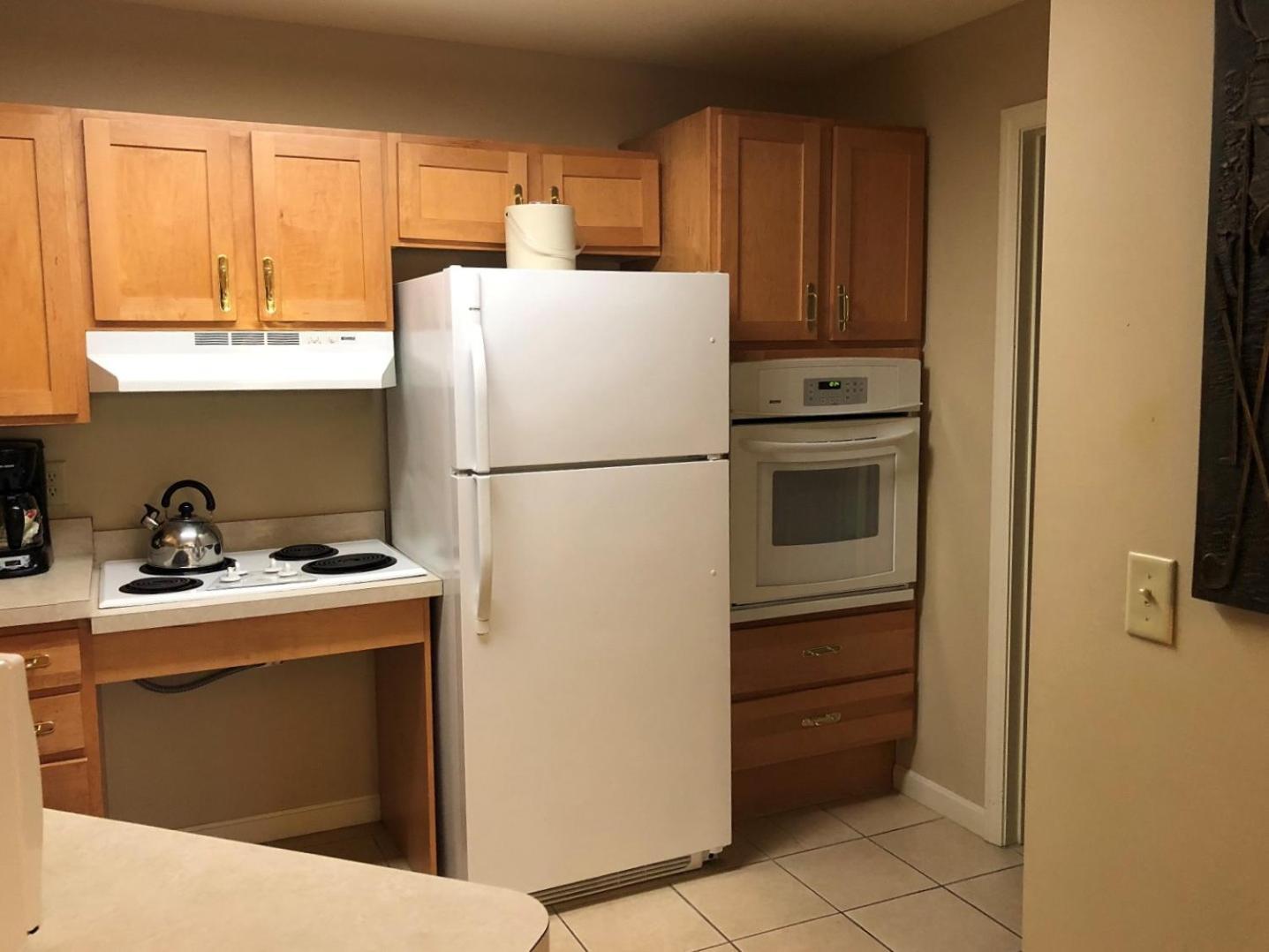 Vacation Village In The Berkshires Hancock Zimmer foto A typical kitchen in a residential apartment